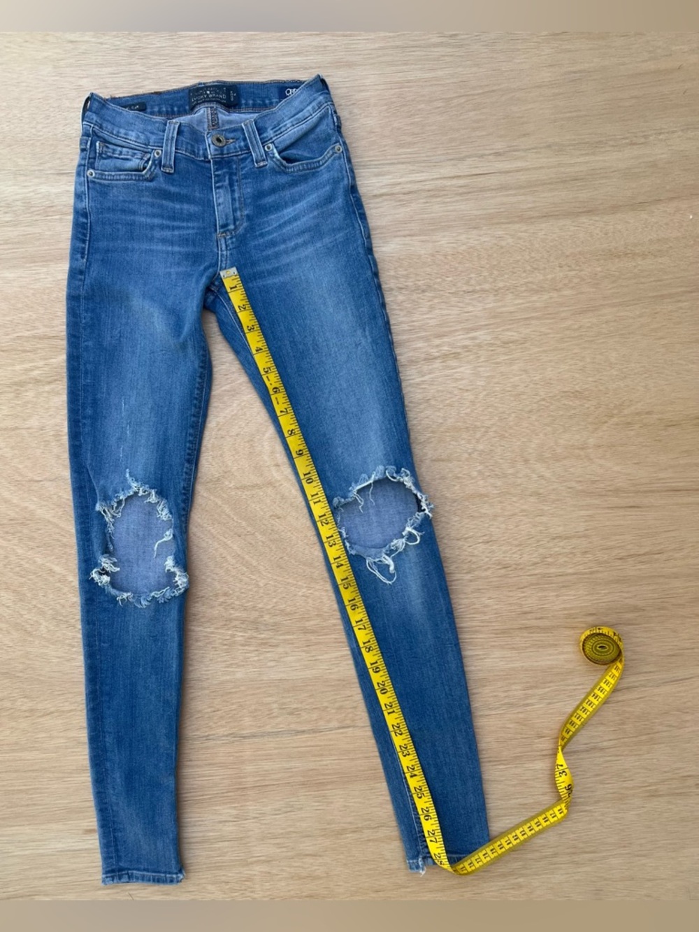 Lucky Brand Low Rise Medium Blue Wash Distressed Skinny Jeans 24 Y2K Festival - Picture 7 of 11